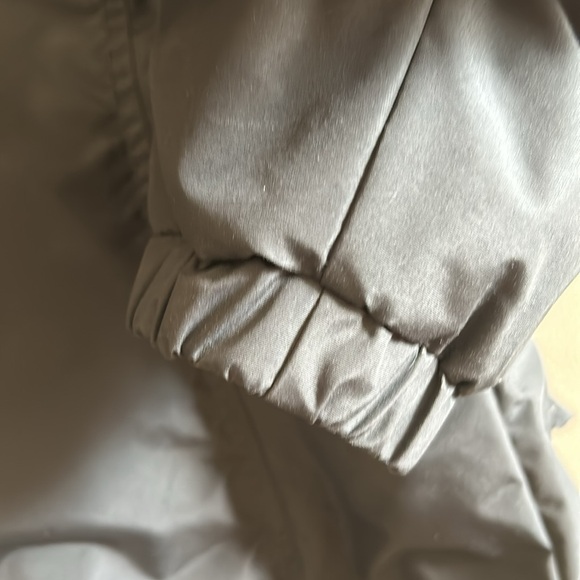 Columbia Jacket w/Fleece Lining - Picture 5 of 10